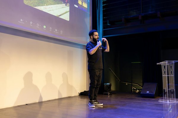 Comment configurer des alertes personnalisées pour les applications de messagerie sur un Pixel 6a?